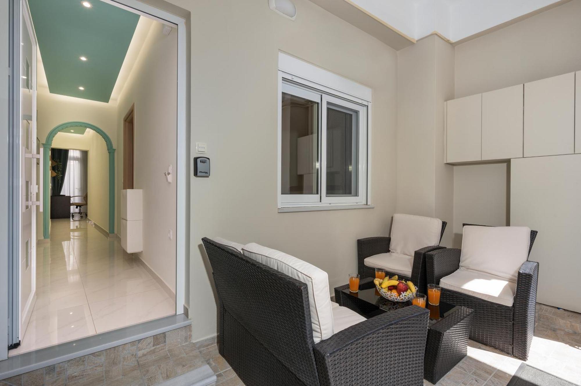Luxury Pearl, Steps To The Beach 하니아 외부 사진